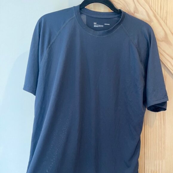 Men's Under Armor Tactical Loose Fit T-Shirt, Size M - Picture 1 of 3